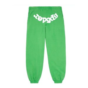 Group of models showcasing the unisex green Sp5der Sweatpant